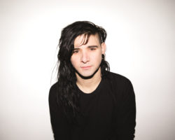 NSTASIA junto con Skrillex lanza “Parachute”