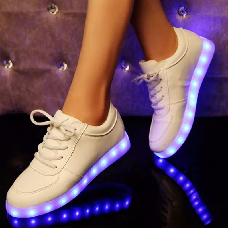 tenis-led-luminosos-colores-unisex-zapatos-ropa-deportiva-D_NQ_NP_794111-MLM20480625618_112015-F