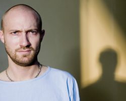 Conoce el nuevo material de Paul Kalkbrenner