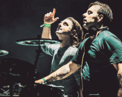 Axwell /\ Ingrosso sueltan un nuevo ID con el “clap” más épico de la historia