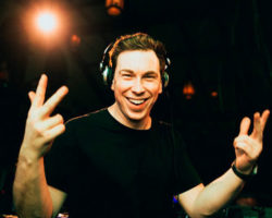 HARDWELL Y BLASTERJAXX COLABORAN PARA “BIGROOM NEVER DIES”