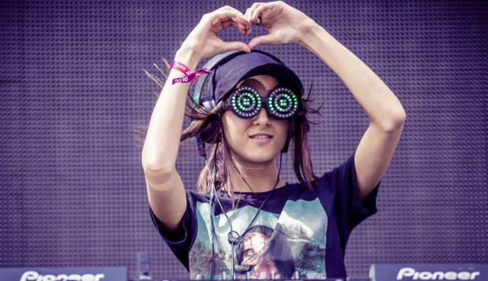 REZZ LANZA REMIX DE “DIVINITY” DE PORTER ROBINSON