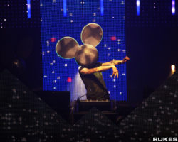 DEADMAU5 ANUNCIA EL RETORNO DEL LED MAU5HEAD