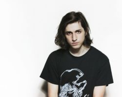 PORTER ROBINSON LANZA FUNDACIÓN PARA AYUDAR A NIÑOS CON CÁNCER EN PAÍSES EN DESARROLLO