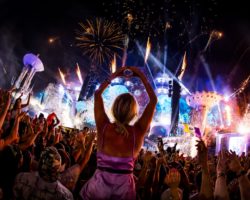 TOMORROWLAND REVELA QUIEN CERRARÁ EL PRIMER FIN DE SEMANA