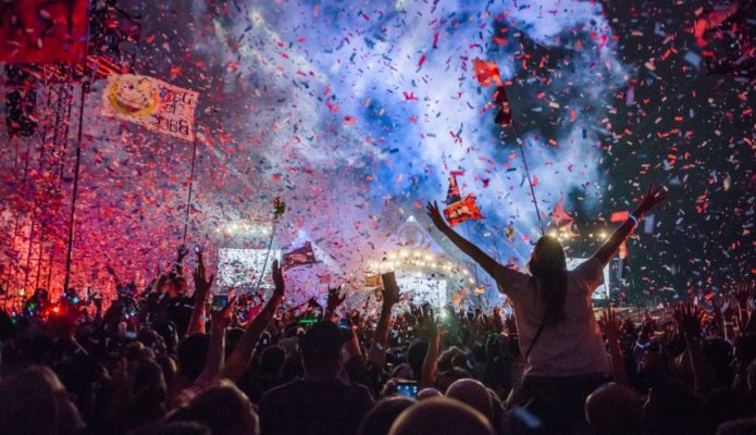 EN 2020 GLASTONBURY FESTIVAL PODRÁ AUMENTAR SU CAPACIDAD PARA RECIBIR A MÁS PERSONAS