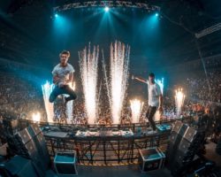 THE CHAINSMOKERS DEBUTAN CON SU NUEVA GIRA LLAMADA WORLD WAR JOY EN LA CIUDAD DE CINCINNATI EN OHIO