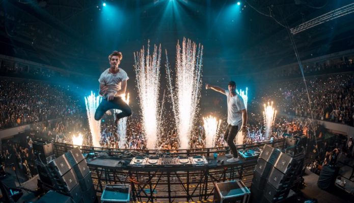 THE CHAINSMOKERS DEBUTAN CON SU NUEVA GIRA LLAMADA WORLD WAR JOY EN LA CIUDAD DE CINCINNATI EN OHIO