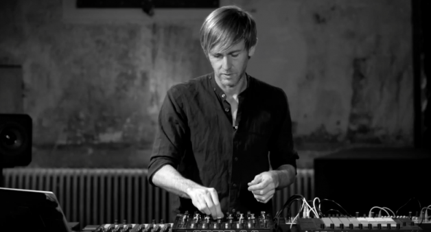 RICHIE HAWTIN REGRESARÁ A ESTADOS UNIDOS PARA REALIZAR SU SHOW CLOSE LIVE