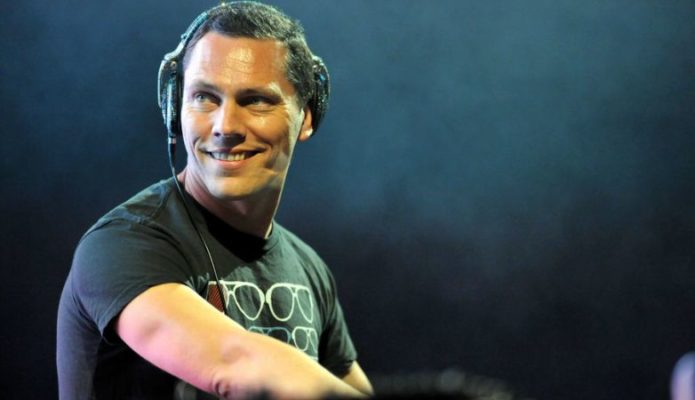 TIËSTO LANZA EL TEMA “BLUE” EN COLABORACIÓN CON STEVIE APPLETON