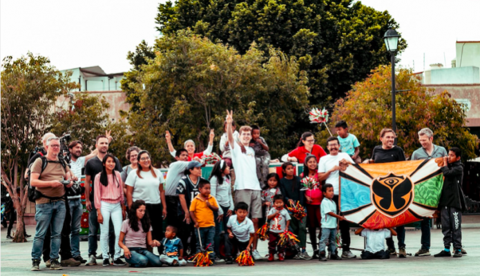 TOMORROWLAND Y MOBILE SCHOOL ESTÁN LLEVANDO A CABO UN GRAN PROYECTO EN MÉXICO