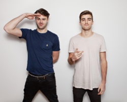 THE CHAINSMOKERS REVELAN SU NUEVO PROYECTO CON BLINK-182