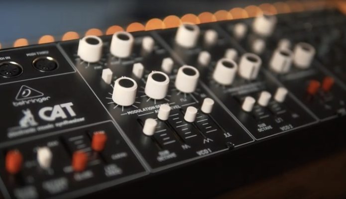 CONOCE EL NUEVO SINTETIZADOR DE BEHRINGER LLAMADO CAT