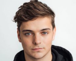 MARTIN GARRIX REVELA SU PRIMER PROYECTO DEL 2020