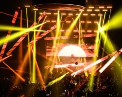 DEORRO LLEVÓ A CABO UN LEGENDARIO B2B CON BOOMBOX CARTEL EN EL PECHANGA ARENA