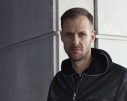 ADAM BEYER SE ENCARGARÁ DE APERTURAR LA FIESTA DE AMNESIA