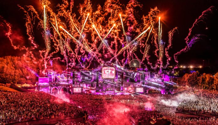 LA 16ª EDICIÓN DE TOMORROWLAND SE LLEVARÁ A CABO HASTA EL 2021