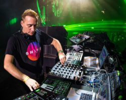 PAUL VAN DYK ANUNCIA SU LIVESTREAM CON UNA GRAN PRODUCCIÓN AUDIOVISUAL