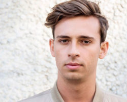 FLUME LANZA SU REMIX DEL EMBLEMÁTICO TEMA “BLUE” DE EIFFEL 65