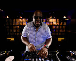 CARL COX ANUNCIA EL LANZAMIENTO DE SU EXCLUSIVO MIX DE AWESOME SOUNDWAVE