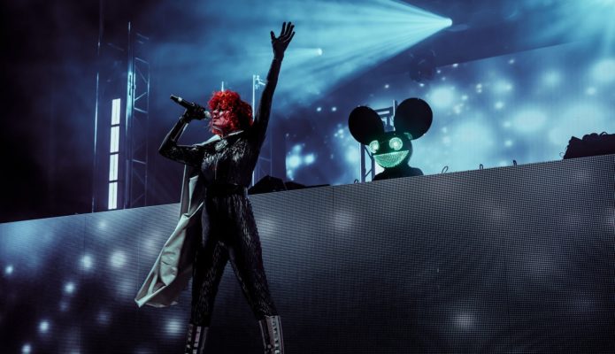 DEADMAU5 LANZA “BRIDGE BY A LIGHTWAVE” CON LA CANTANTE KIESZA