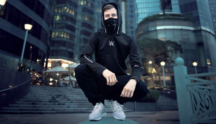 ALAN WALKER LANZA  AVIATION MOVIE