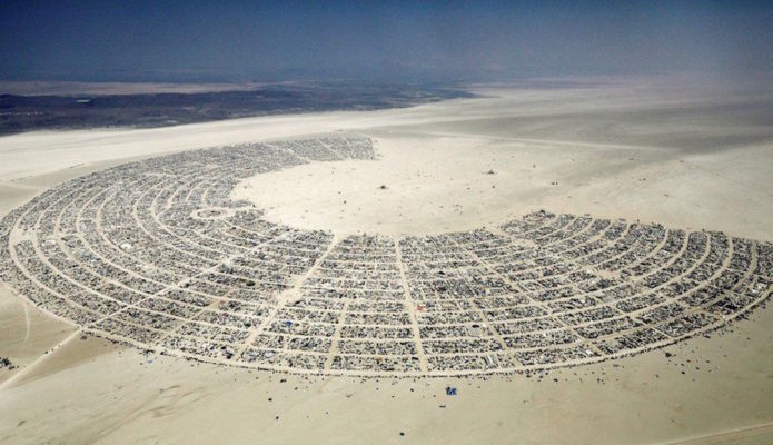 BURNING MAN ANUNCIA SU FESTIVAL VIRTUAL MEET THE WORLDS