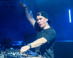 HARDWELL REVELA DOS TEMAS ENÉRGICOS