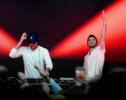 THE CHAINSMOKERS PRETENDE LLEVAR A CABO UN SET DESDE EL BORDE DEL ESPACIO