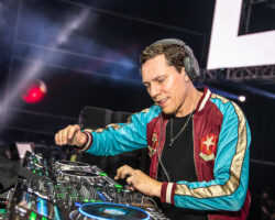 TIËSTO REVELA QUE SE ENCUENTRA TRABAJANDO EN UN NUEVO ÁLBUM