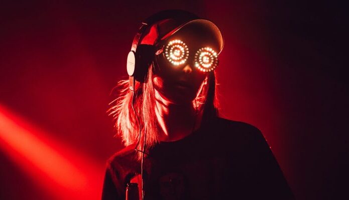 REZZ ANUNCIA SU NUEVA ETIQUETA DISCOGRÁFICA HYPNOVIZION