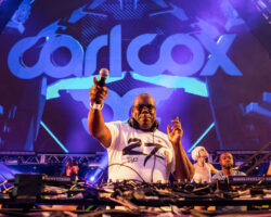 CARL COX ANUNCIA SU REGRESO AL FESTIVAL GLASTONBURY 2023