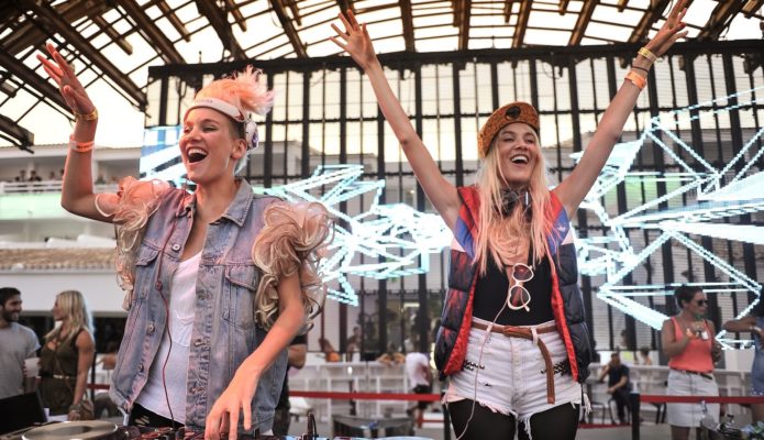 Nervo ha decidido tomarse el tiempo para dedicarte unas palabras…