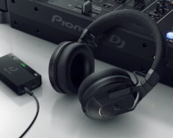 ALPHATHETA LANZA SUS AURICULARES INALÁMBRICOS HDJ-F10