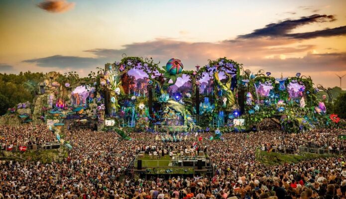 TOMORROWLAND HACE SOLD OUT EN MINUTOS